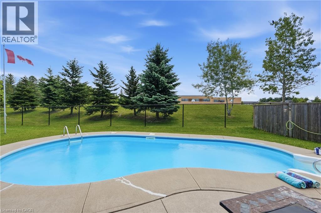 240 Emick Drive, Hamilton, Ontario  L9K 0E1 - Photo 34 - 40842761