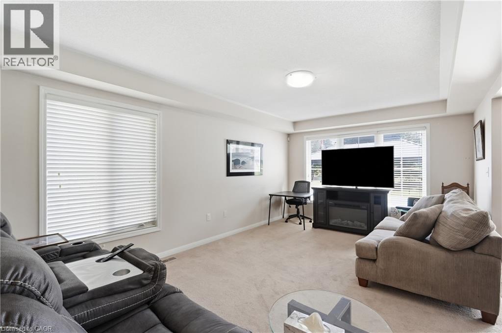 240 Emick Drive, Hamilton, Ontario  L9K 0E1 - Photo 6 - 40842761