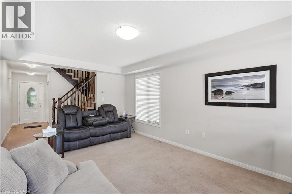 240 Emick Drive, Hamilton, Ontario  L9K 0E1 - Photo 7 - 40842761