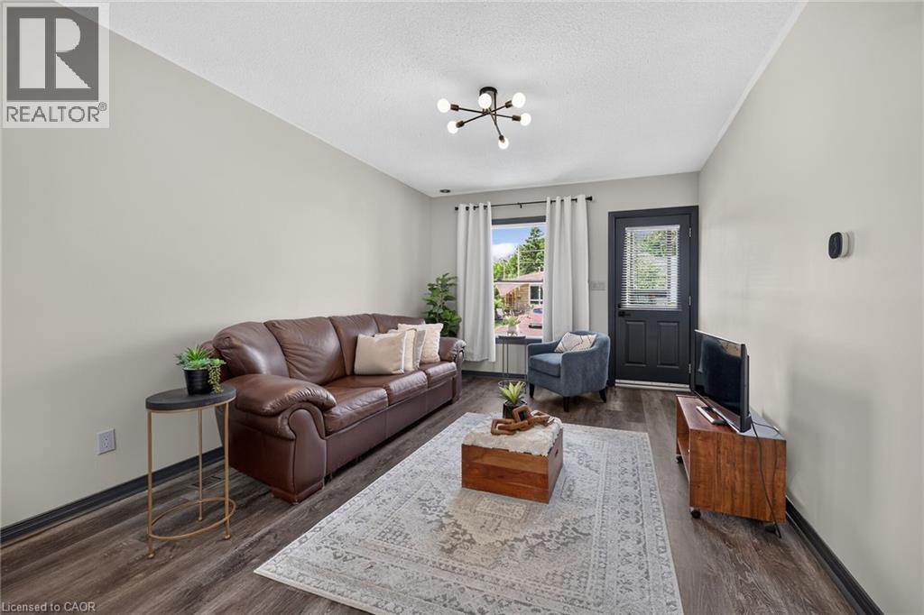 184 London Street N, Hamilton, Ontario  L8H 4C2 - Photo 7 - 40838718