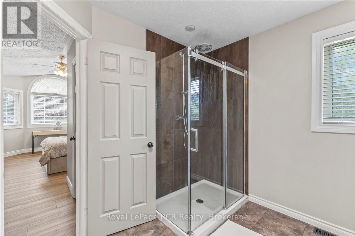 235 4th Street Crescent, Hanover, Ontario  N4N 3S2 - Photo 22 - X13487680