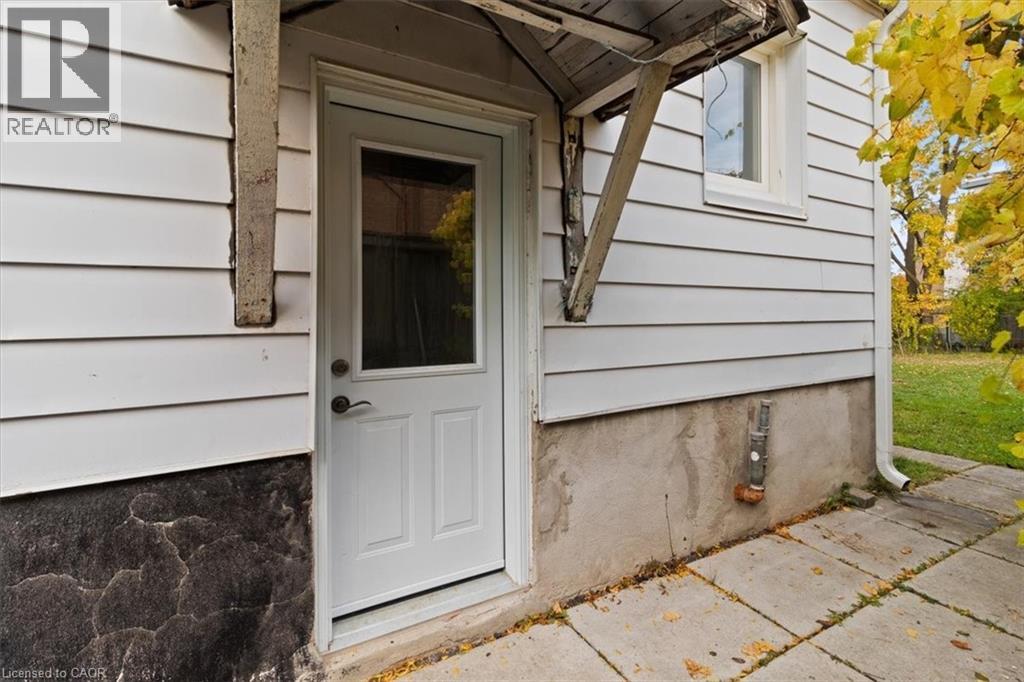 1097 Enola Avenue, Mississauga, Ontario  L5G 4B1 - Photo 10 - 40840104