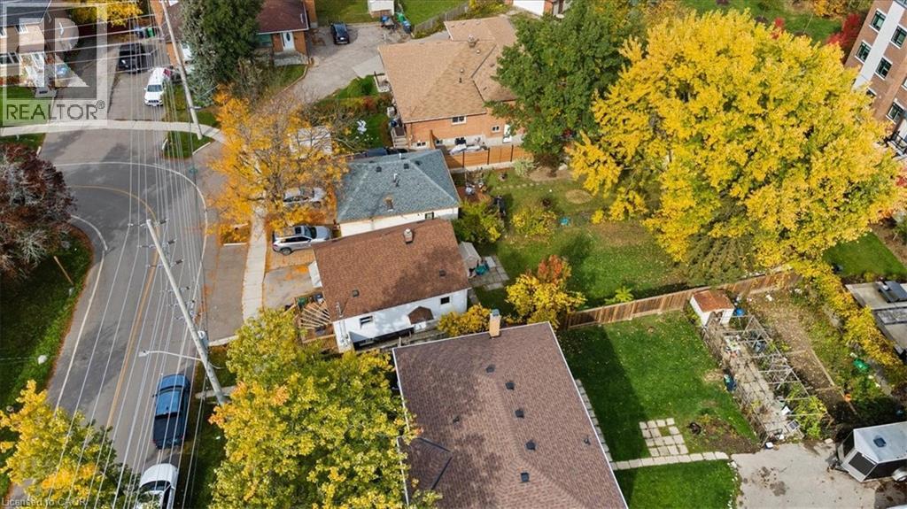 1097 Enola Avenue, Mississauga, Ontario  L5G 4B1 - Photo 16 - 40840104