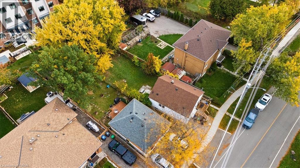 1097 Enola Avenue, Mississauga, Ontario  L5G 4B1 - Photo 17 - 40840104