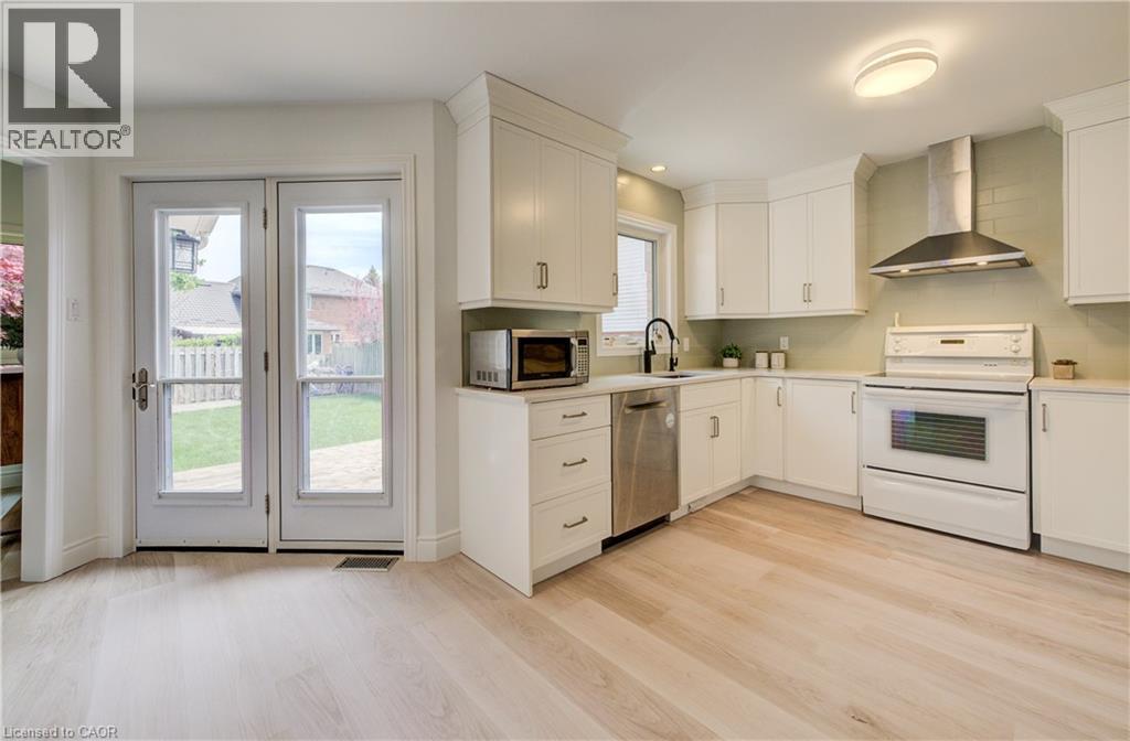 464 Northlake Drive, Waterloo, Ontario  N2V 2A4 - Photo 13 - 40842931