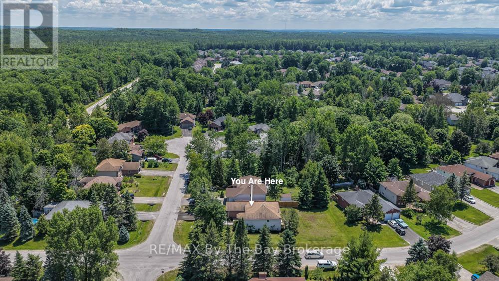 2 Birchmount Circle, Wasaga Beach, Ontario  L9Z 1H8 - Photo 2 - S13487504
