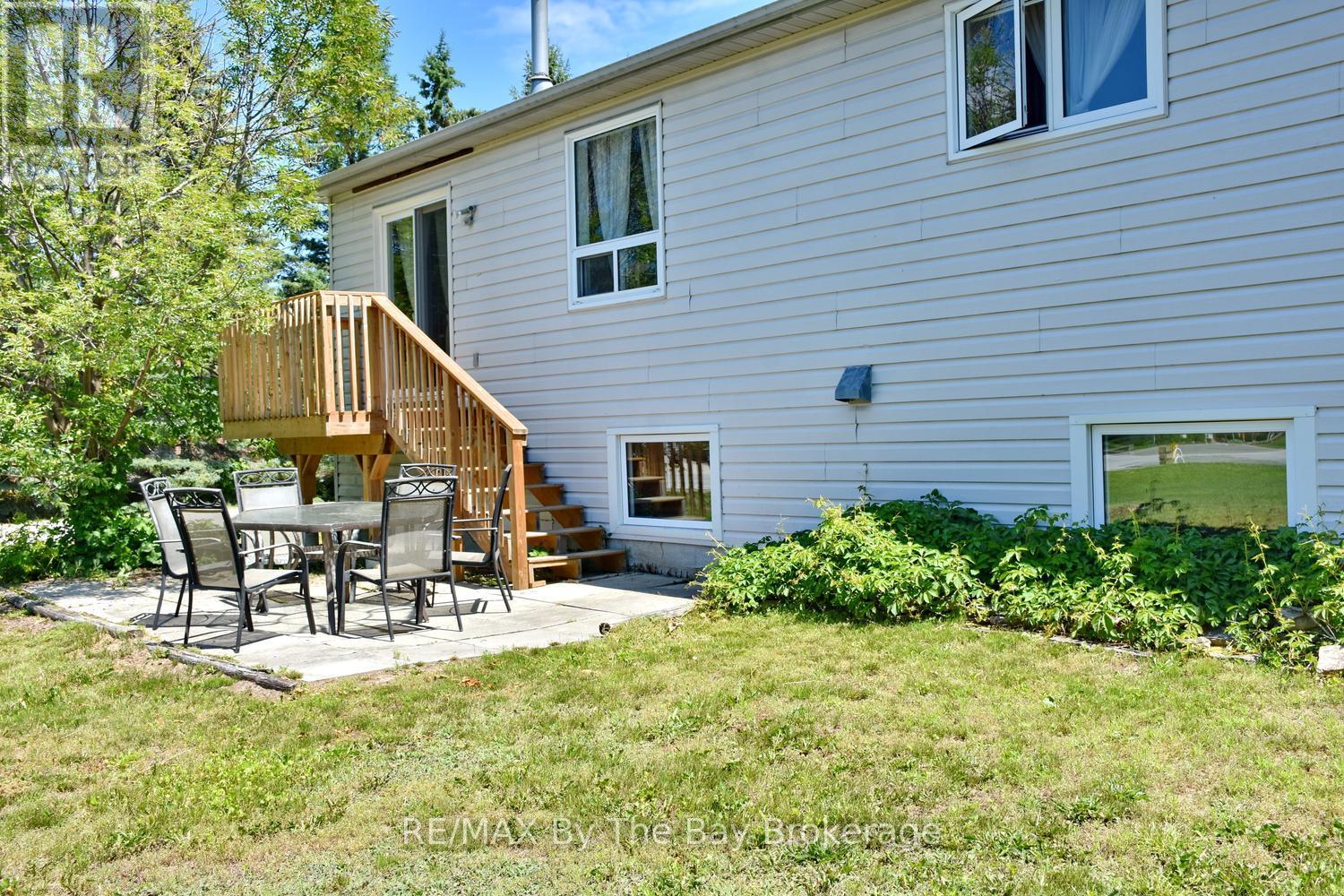 2 Birchmount Circle, Wasaga Beach, Ontario  L9Z 1H8 - Photo 38 - S13487504
