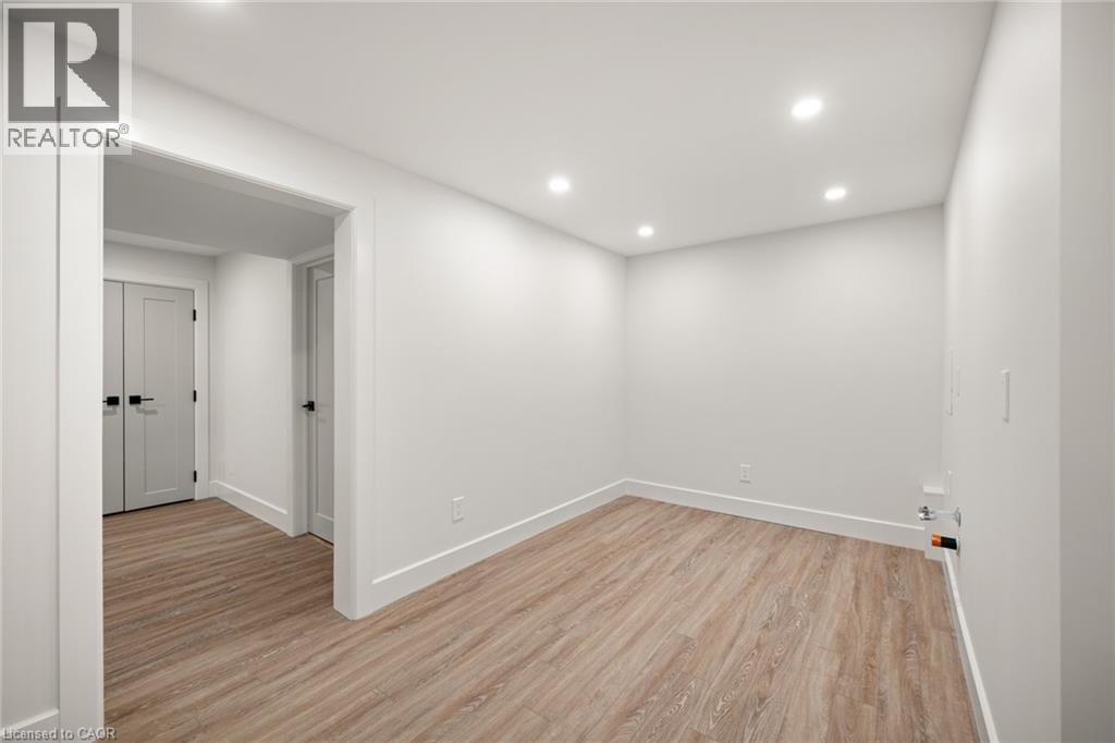 361 Coleridge Place, Waterloo, Ontario  N2L 2V7 - Photo 27 - 40842957
