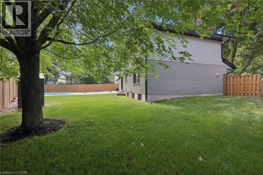 361 Coleridge Place, Waterloo, Ontario  N2L 2V7 - Photo 40 - 40842957