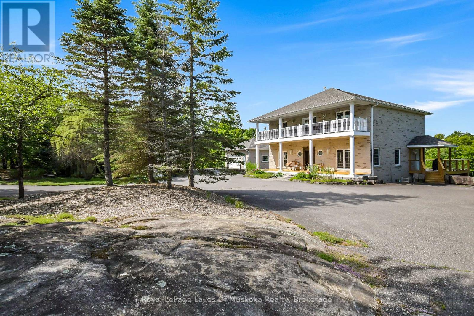 1039 Ziska Road, Bracebridge, Ontario  P1L 1W8 - Photo 2 - X13487278