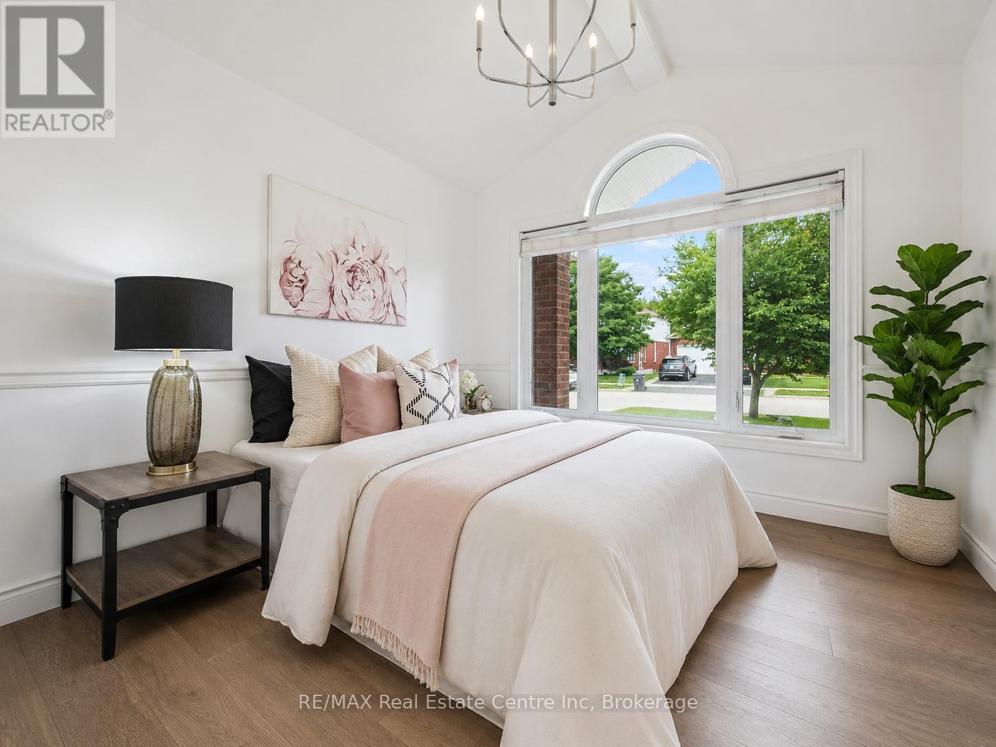 18 Keys Crescent, Guelph, Ontario  N1G 5J7 - Photo 16 - X13487334