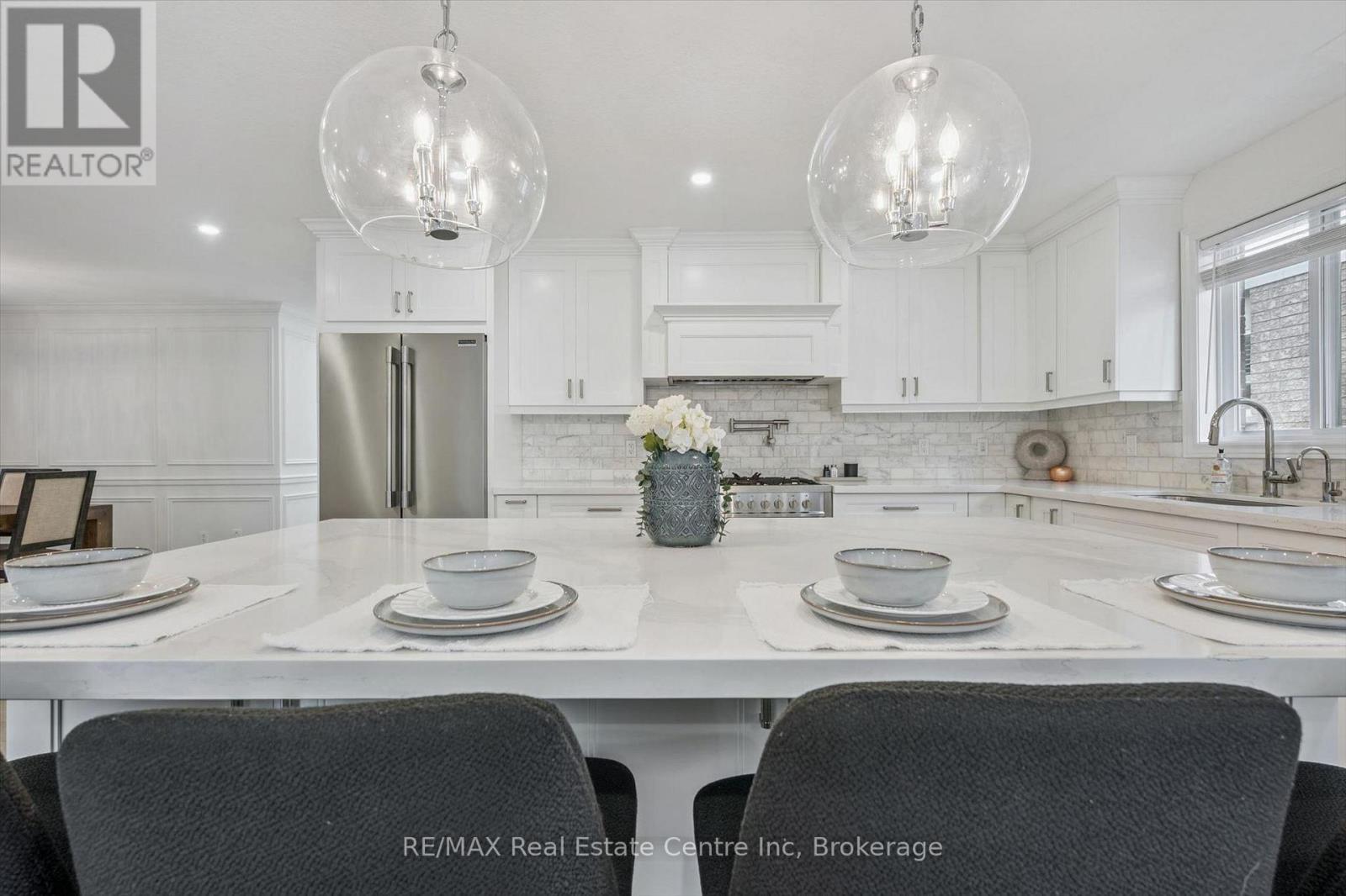 18 Keys Crescent, Guelph, Ontario  N1G 5J7 - Photo 7 - X13487334