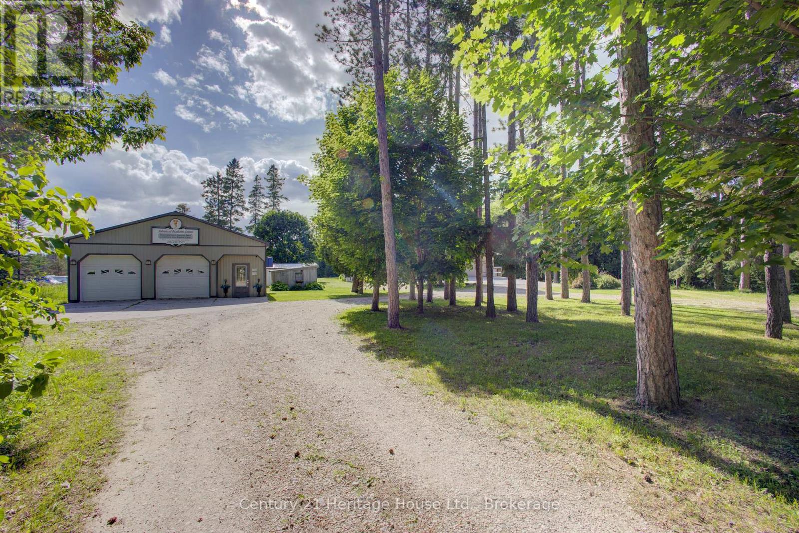 314844 6 Highway, West Grey, Ontario  N0G 1R0 - Photo 3 - X13487490