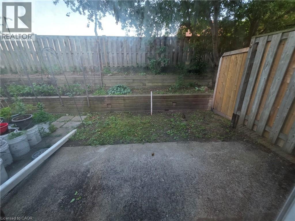 41 Valleyview Road Unit# 11, Kitchener, Ontario  N2E 3H9 - Photo 6 - 40842922