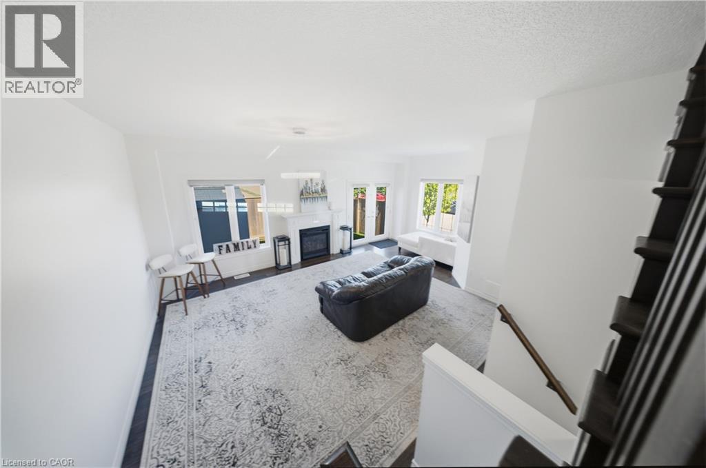 104 Sonoma Valley Crescent, Hamilton, Ontario  L9B 0J3 - Photo 16 - 40842886