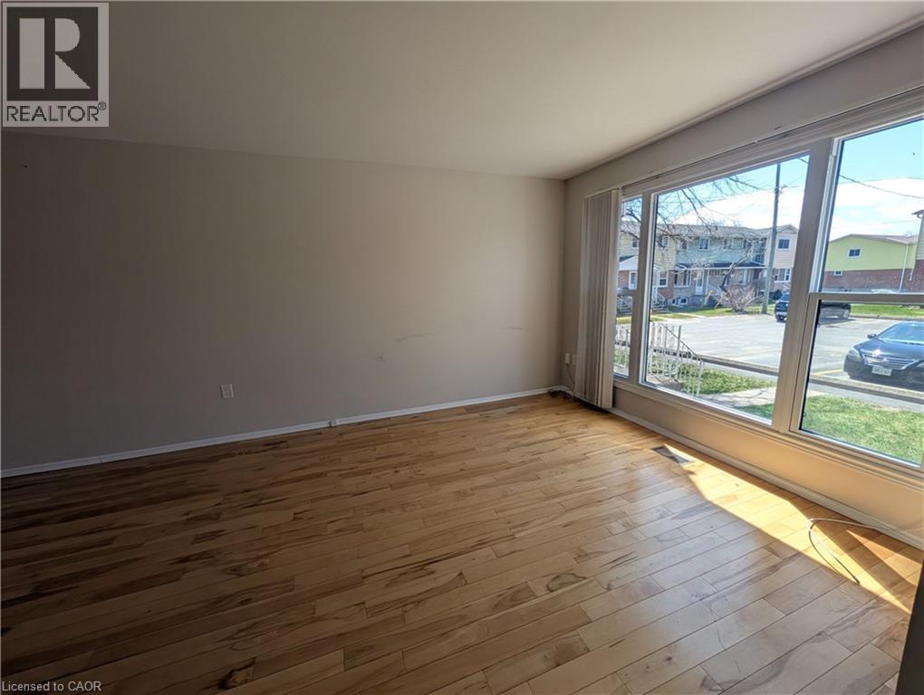 27 Addington Street Unit# 7, Loyalist Township, Ontario  K7L 1C6 - Photo 3 - 40837320